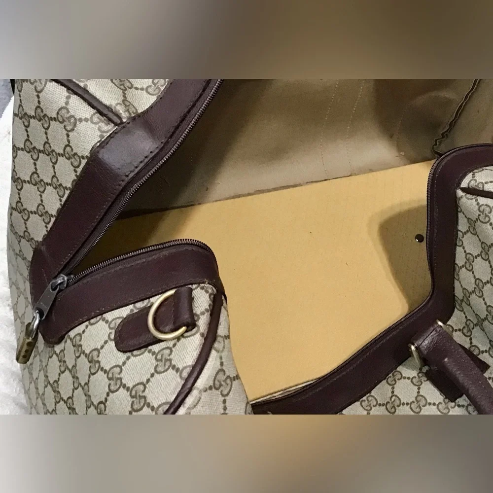 Gucci Travel Bags - Picture 11 of 16